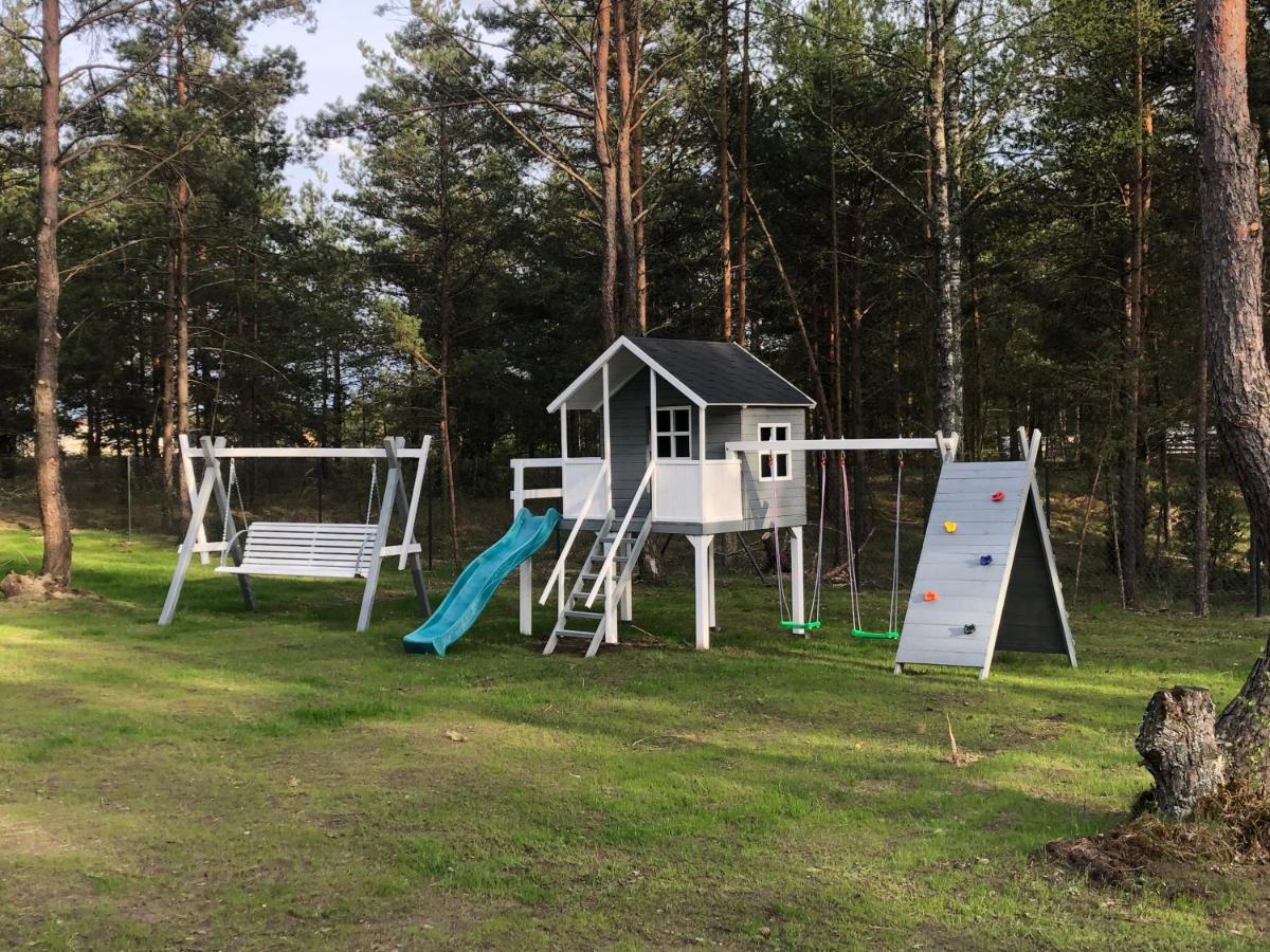 Vila Skrawek Nieba Borsk Exteriér fotografie
