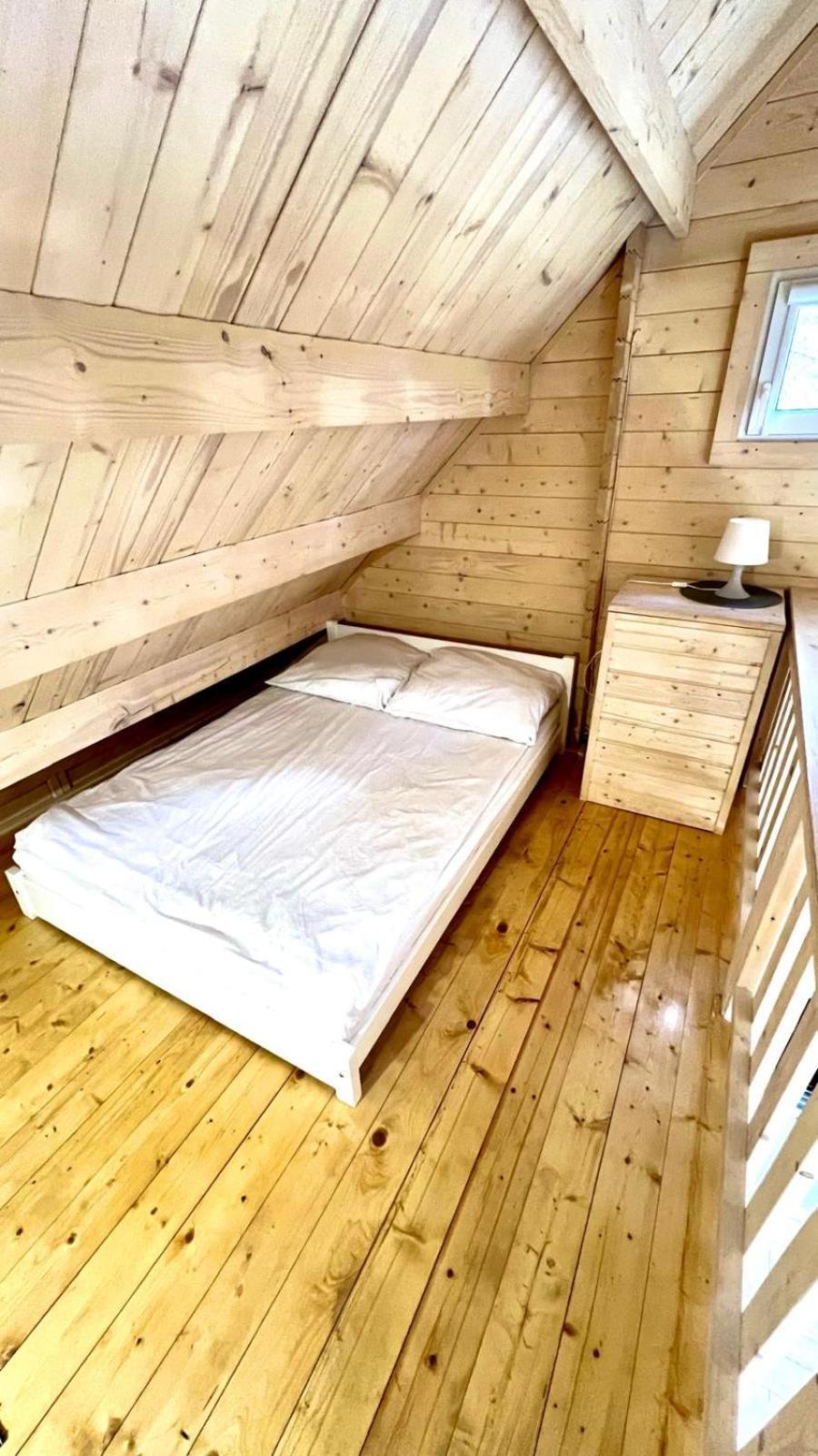 Vila Skrawek Nieba Borsk Exteriér fotografie