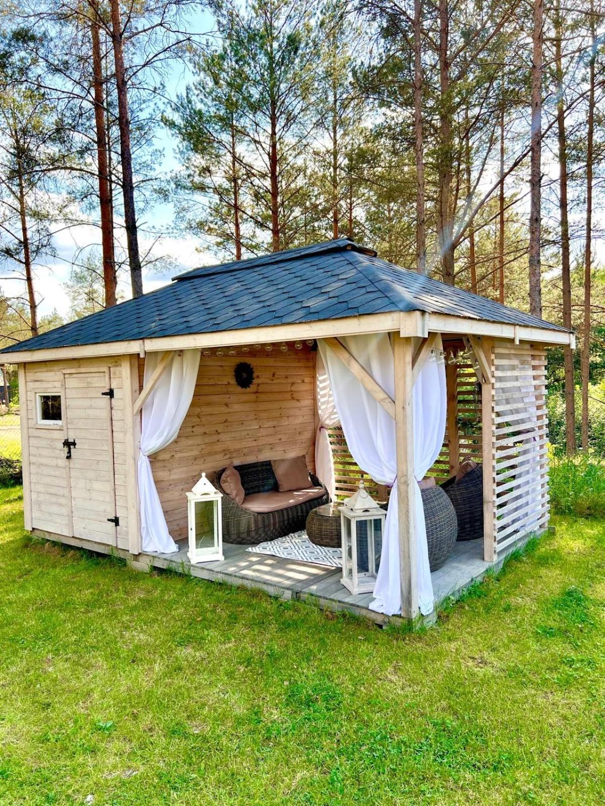 Vila Skrawek Nieba Borsk Exteriér fotografie